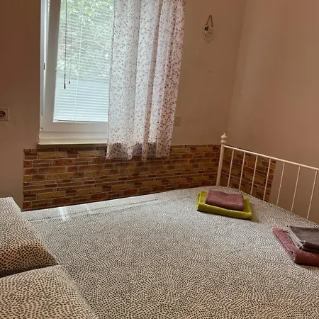 Larocca Studio Apartment